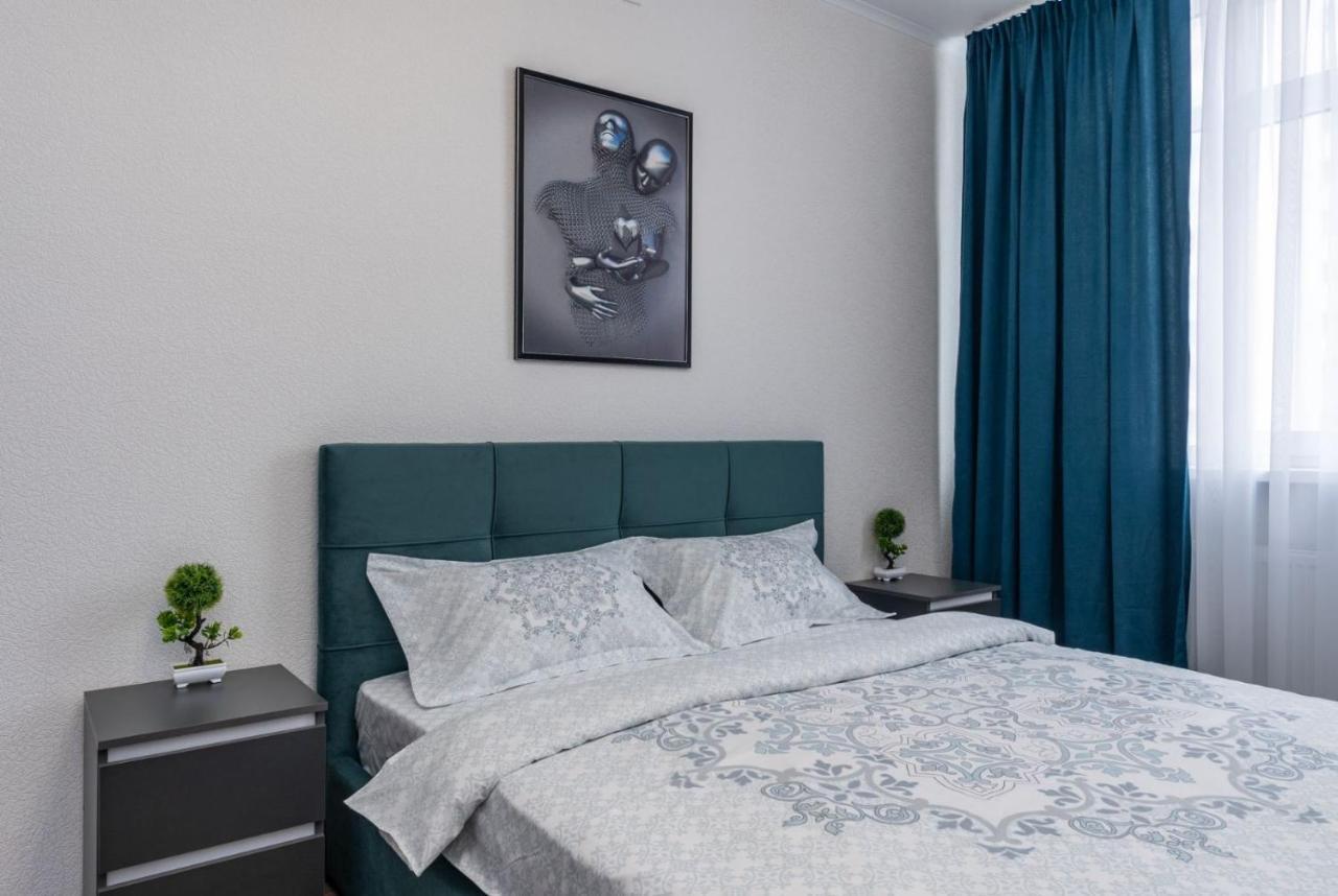 Apartment позняки, современные ул е.пчелки 7 *