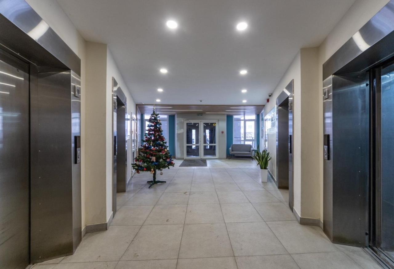 Apartment позняки, современные ул е.пчелки 7 Kyiv